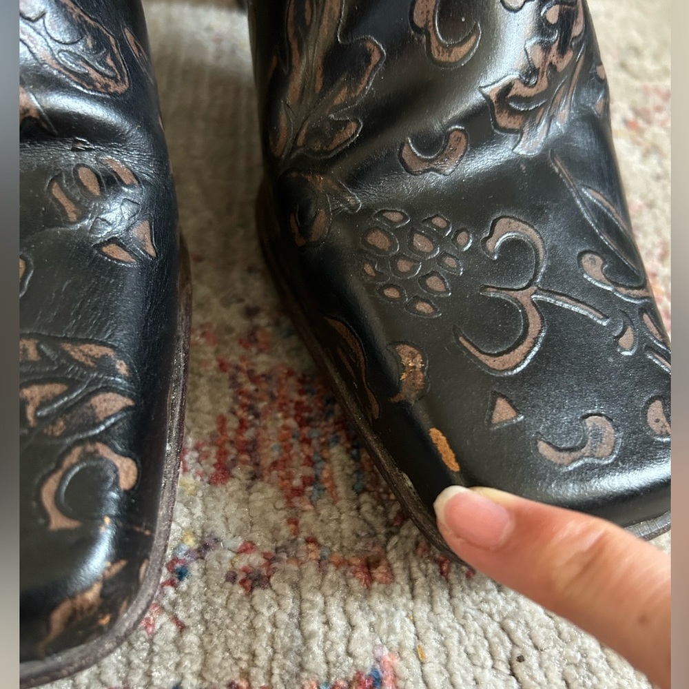 Greenwich Village Floral Boot - Picture 5 of 15